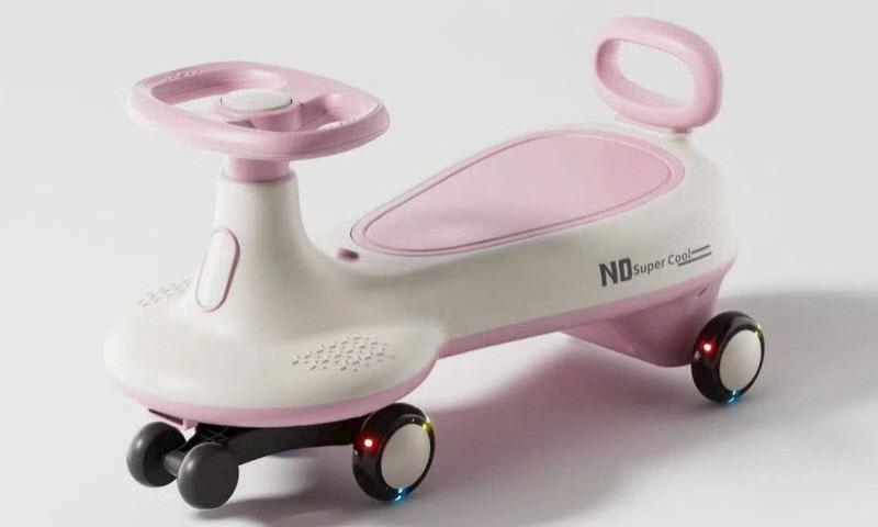 Xe lắc 518 nhiều màu cho bé