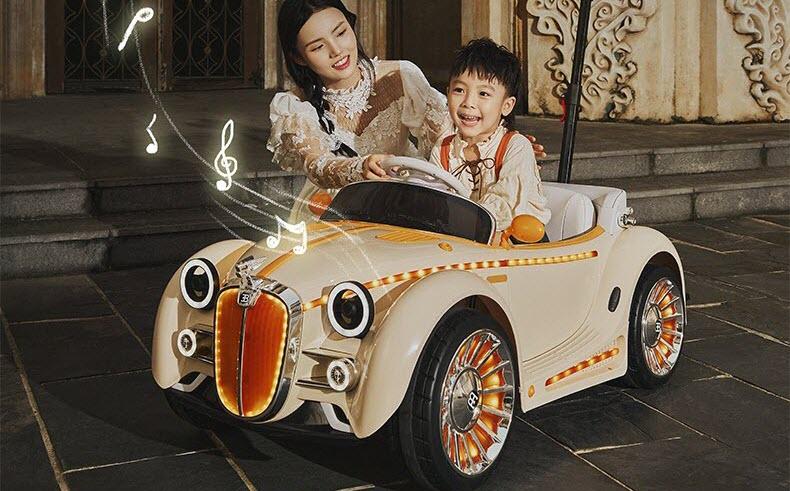 Ô tô điện cổ hoàng gia cao cấp BDQ1126 ghế da, bánh cao su