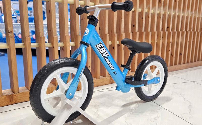 Xe thăng bằng cao cấp khung nhôm siêu nhẹ EBV Racing