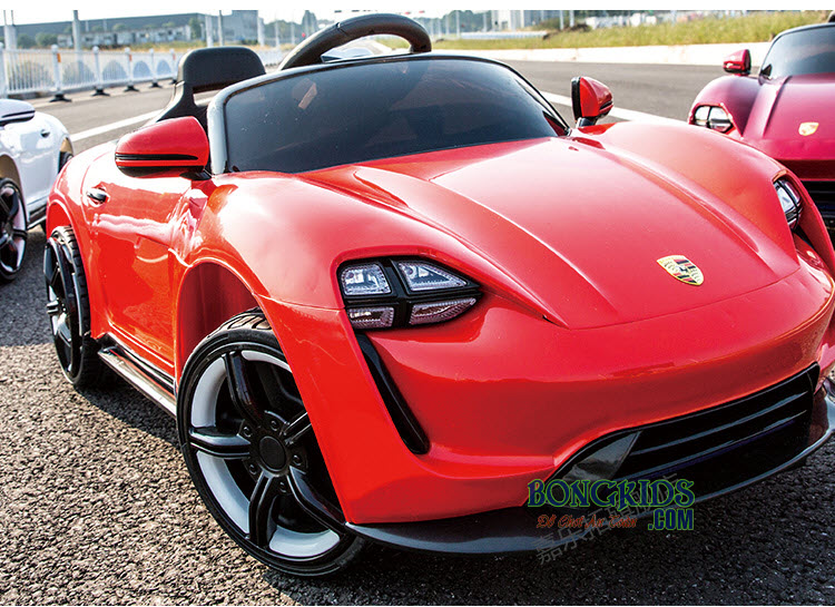 Xe ô tô điện trẻ em Porsche QLS-8988 đỏ