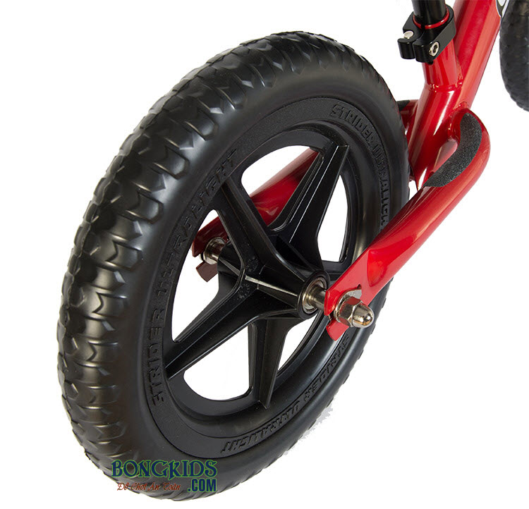 Xe thăng bằng cho bé Strider Classic