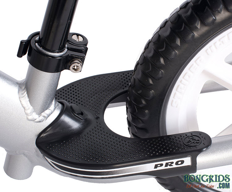 xe thăng bằng cho bé Strider Pro