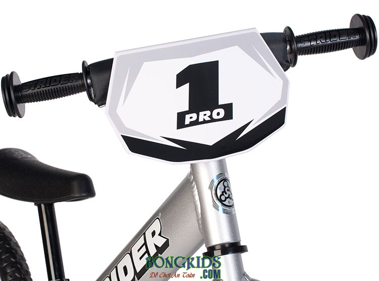 Tay lái xe thăng bằng cho bé Strider Pro