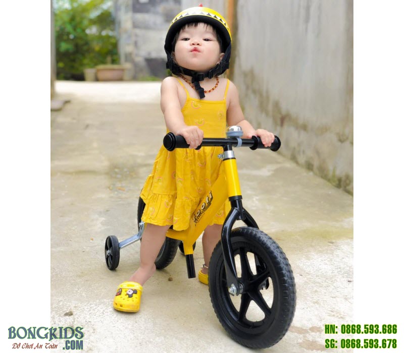 Xe thăng bằng cho bé Tooti vàng